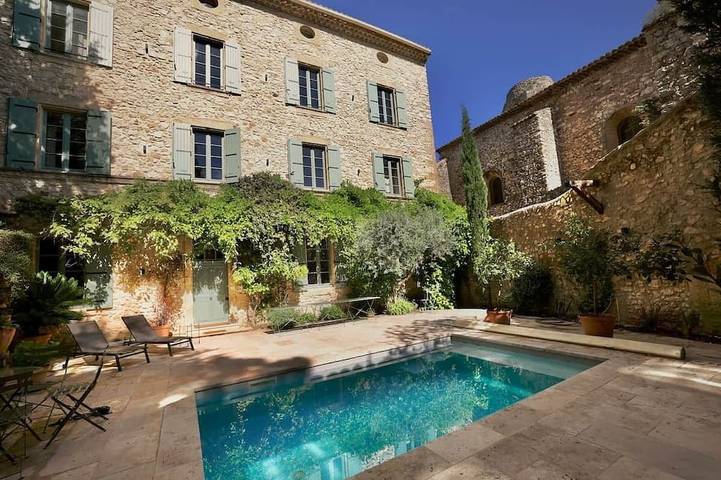 Chambre d’hôte pour 4 personnes, avec Piscine