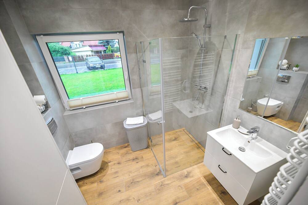 Ganze Wohnung, Relax and unwind in a cosy atmosphere with a unique view. in Oświęcim, Kleinpolen