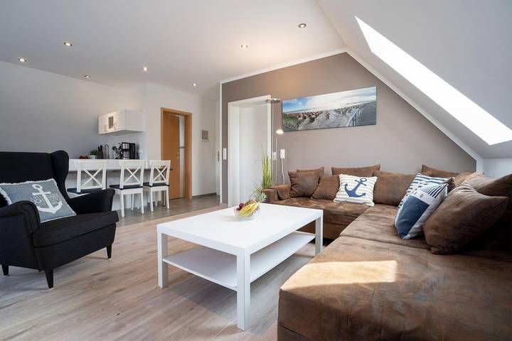 Ferienwohnung für 4 Personen, mit Balkon und Terrasse sowie Garten in Haffkrug