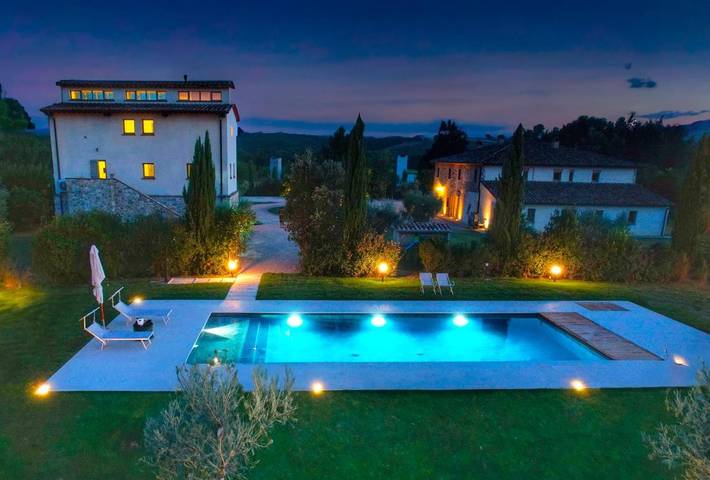 Ferienwohnung für 14 Personen, mit Garten und Ausblick sowie Pool - 1