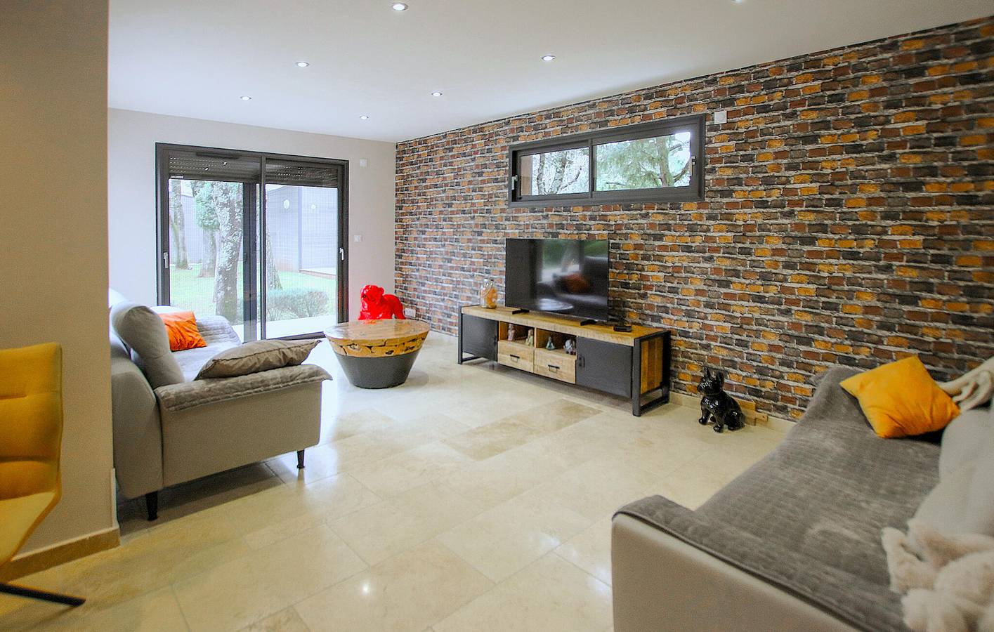 Appartement de vacances moderne avec piscine et Wi-Fi près de Suze-la-Rousse in Suze-la-Rousse, Région de nyons