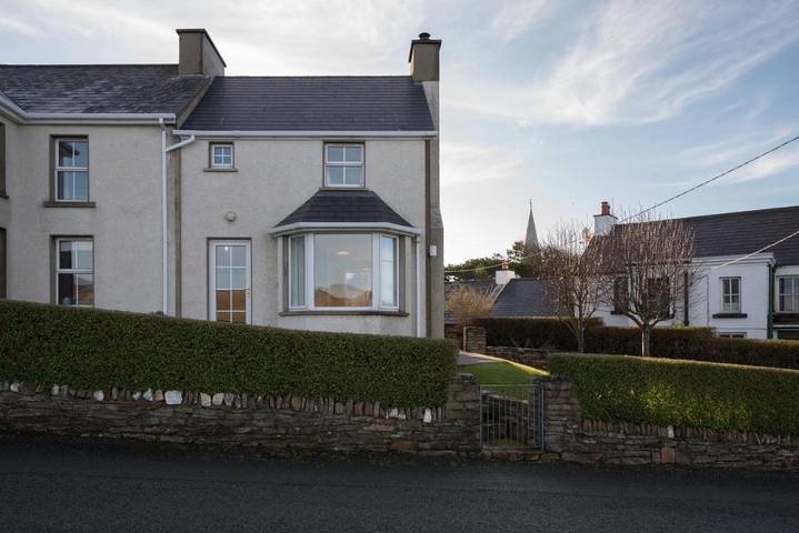 Ferienhaus für 4 Personen, mit Garten und Ausblick in Irland