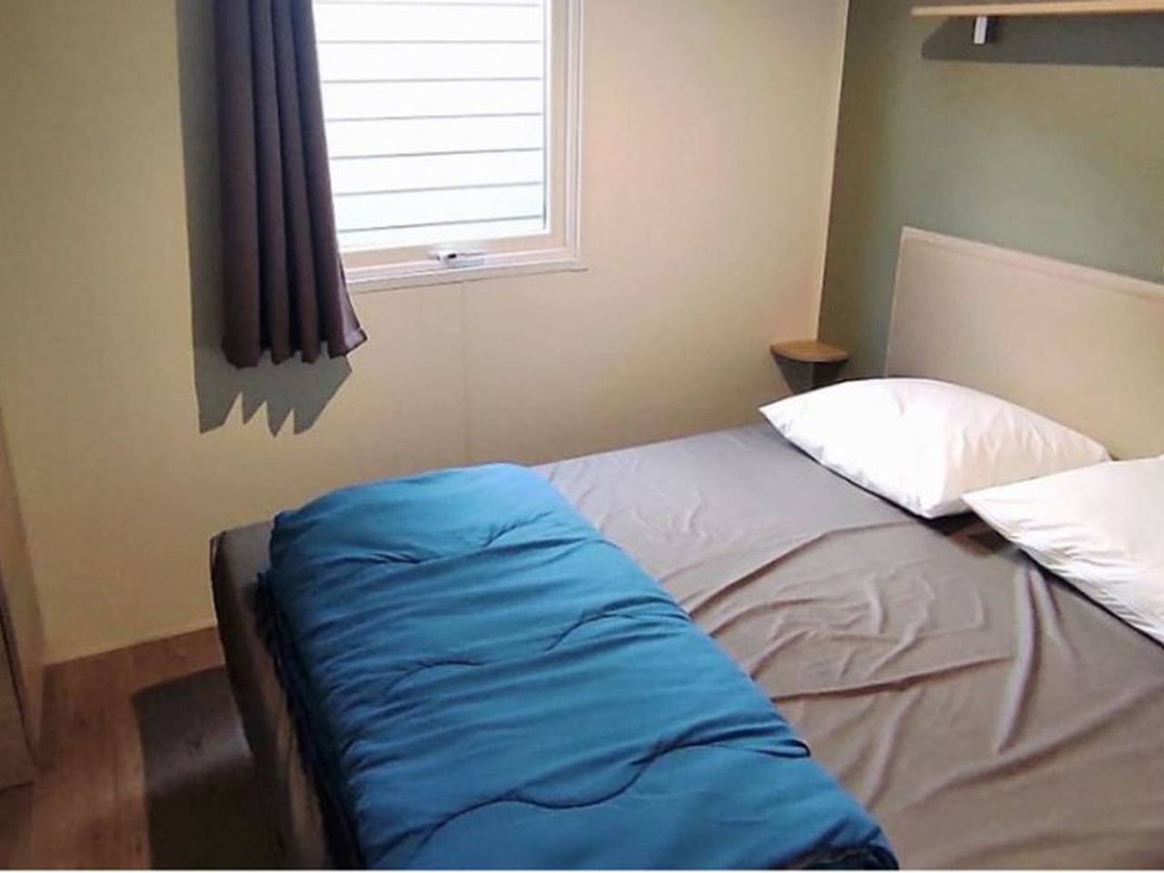 Comfortable mobile home with terrace in Challes-les-Eaux in Challes-les-Eaux, Chambéry region