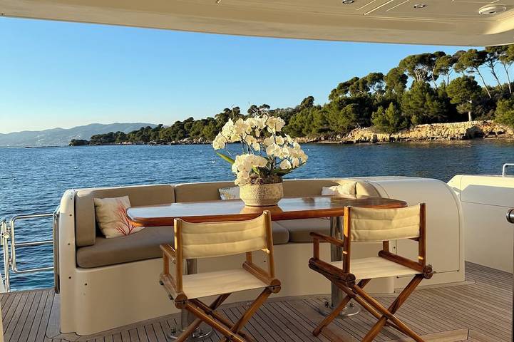 Péniche pour 10 personnes dans Port Pierre Canto Cannes