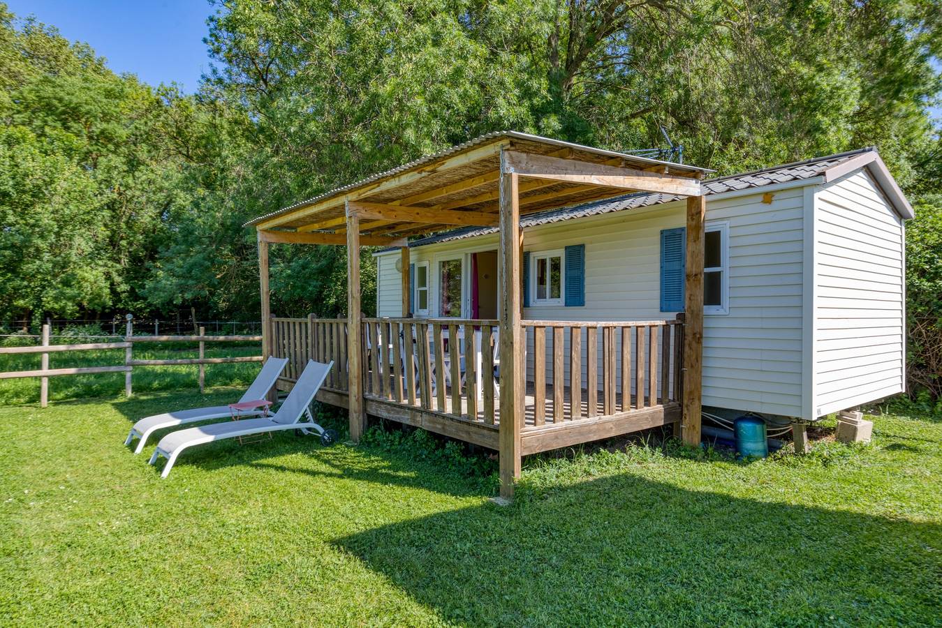 Camping für 4 Personen in Le Cailar, Nimes und Umgebung