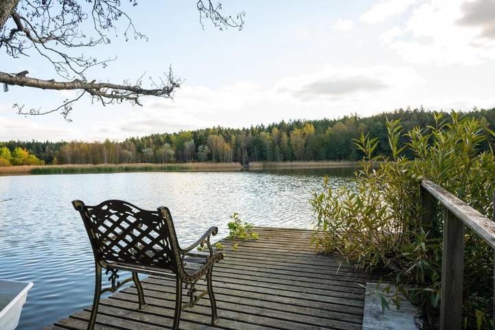 Appartement de vacances pour 4 personnes, avec sauna et vue ainsi que terrasse et vue sur le lac, animaux acceptés