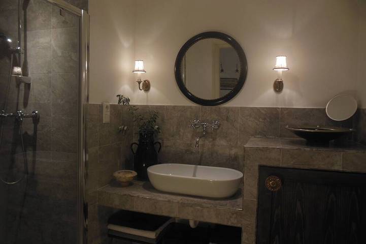 Entire apartment, Elegant apartment in a quiet and very central quarter in Vienna, Donau Niederösterreich