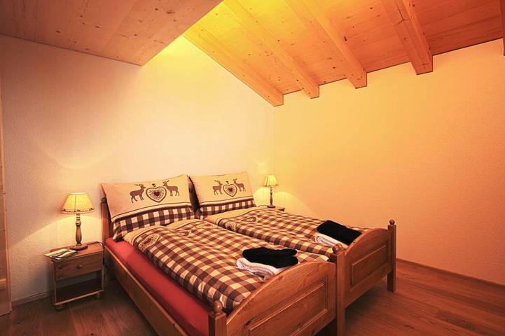 Location de vacances pour 2 personnes, avec terrasse et vue, adapté aux familles dans Lauenen Bei Gstaad - 3