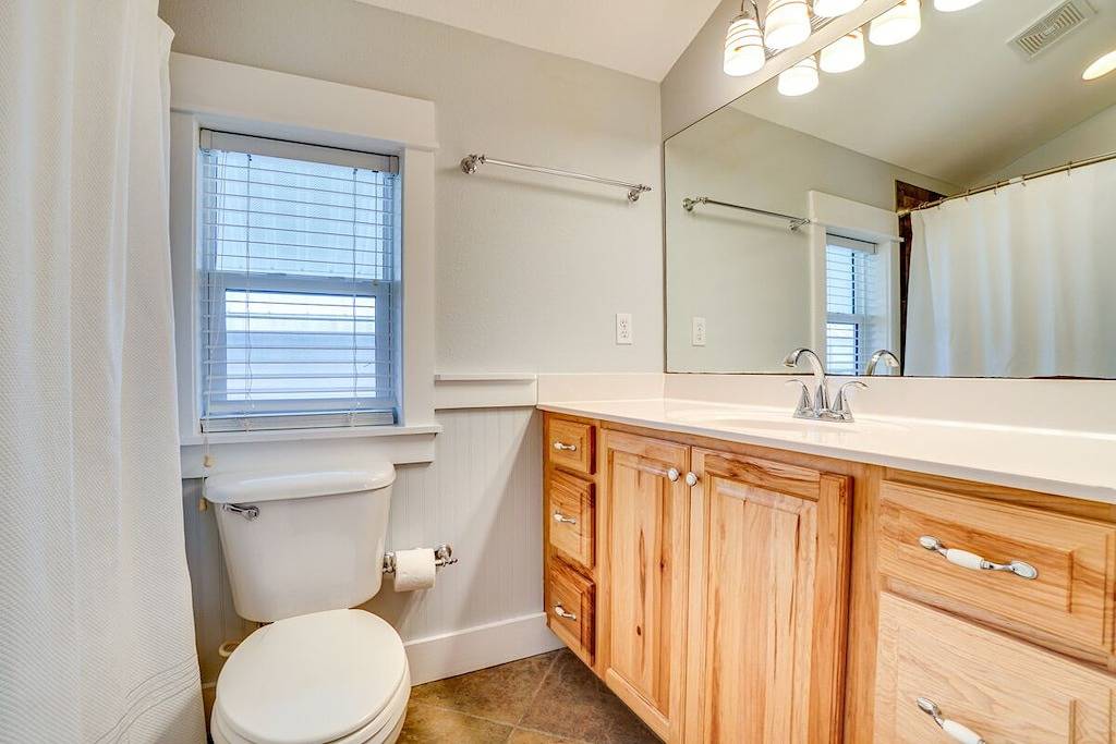 Spring Break Dates Available! Gulf Views! Short Walk to Beach! Dog-Friendly! in Indian Pass, Cape San Blas