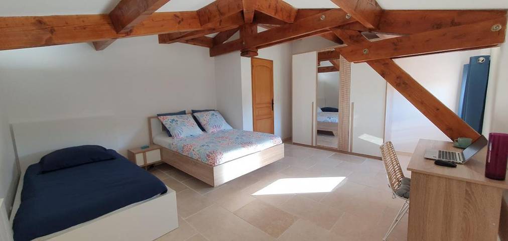 Location de vacances pour 6 personnes, avec jardin à Saint-Cannat - 4