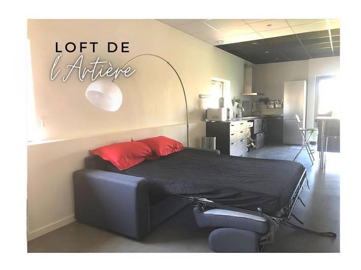 Gîte pour 5 personnes, avec jardin ainsi que vue et terrasse à Romagnat - 2