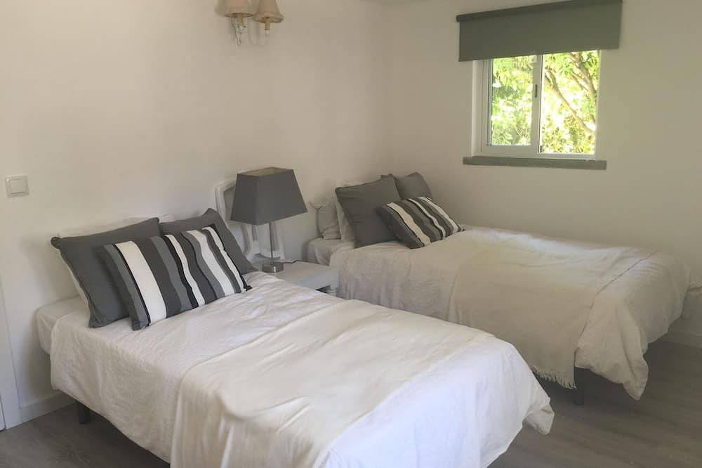 2 Bdr Apartment 10 Minuten zu Fuß vom Strand entfernt in Cascais e Estoril, Costa de Lisboa