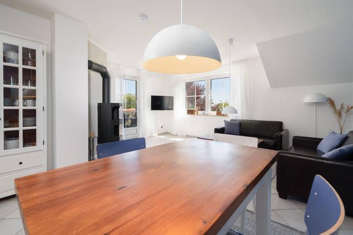 Ferienwohnung für 4 Personen, mit Balkon in Wenkendorf