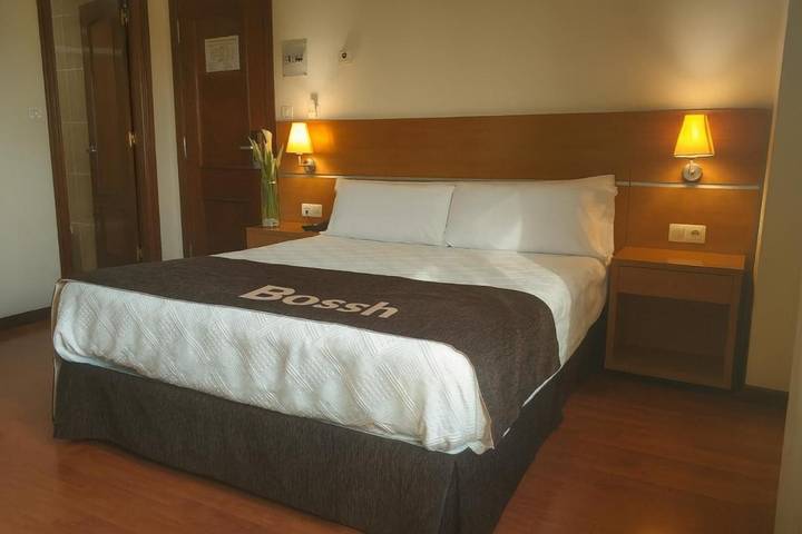 Hôtel pour 3 personnes, avec jardin et terrasse à Vigo - 3