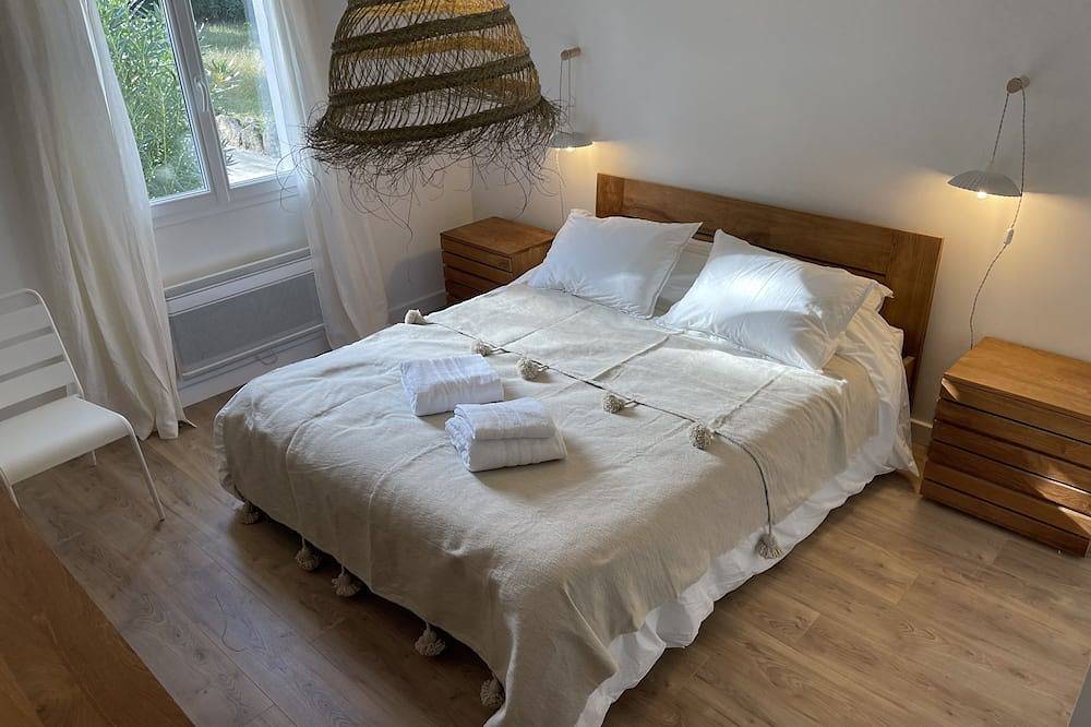 New! Villa Porto Vecchio, quiet, heated pool 10 minutes from the beaches in Porto-Vecchio, Sartène und Umgebung