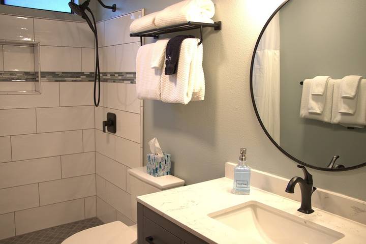 Vacation rental for 8 people, with balcony, with pets in Big Sur