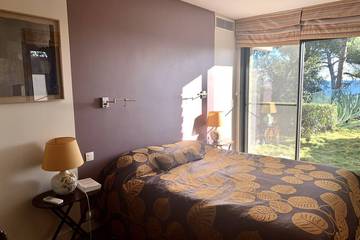 Villa pour 8 Personnes dans Cap Bénat, Bormes-les-Mimosas, Photo 2