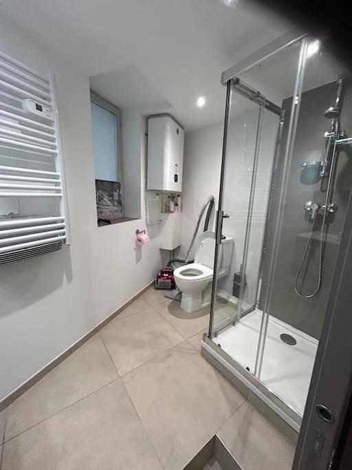 Appartement entier, Studio chez Mumu in Saint-Donat-sur-l'Herbasse, Région de Valence