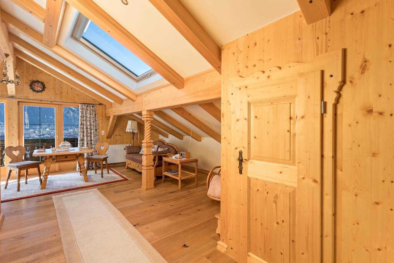 Appartement 'Bergkristall' bij de skilift met uitzicht op de bergen, Wi-Fi & balkon, foto 7