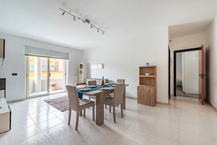 Appartamento intero, Monopoli Beach House 200 m from the sea in Cala Porto Rosso (Monopoli), Monopoli