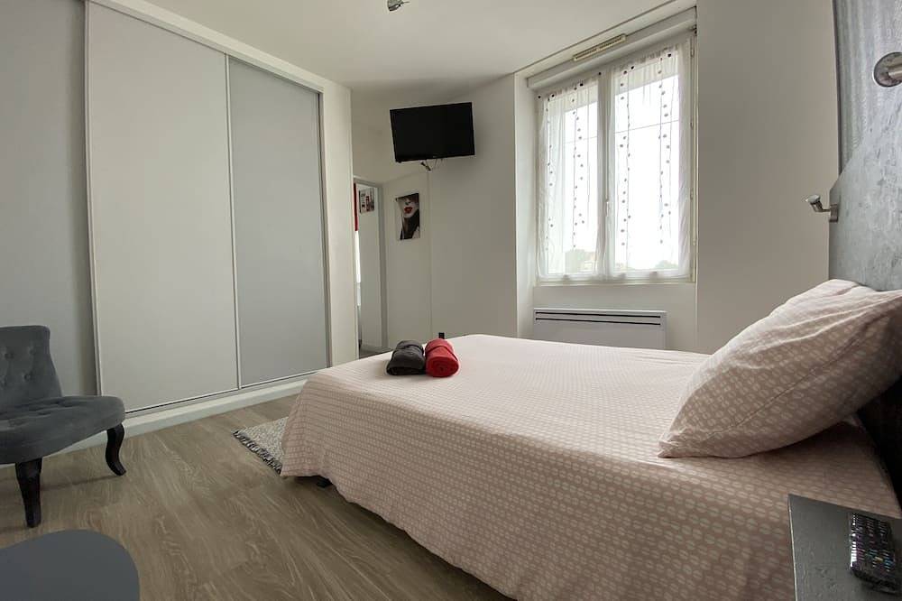 Apartamento entero, Appartement N5-Apartamento-Baño con bañera-Vista a la Ciudad in La Roche-sur-Yon, Valle del Loira
