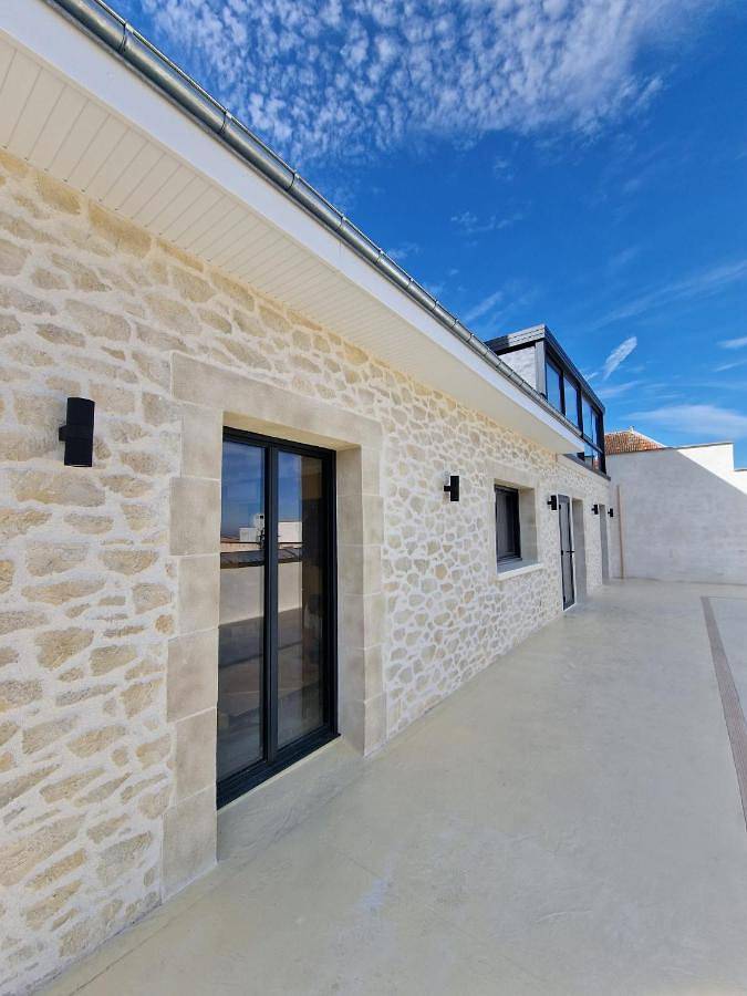 Chambre d’hôte pour 4 personnes, avec jacuzzi ainsi que sauna et terrasse dans Marne - 2