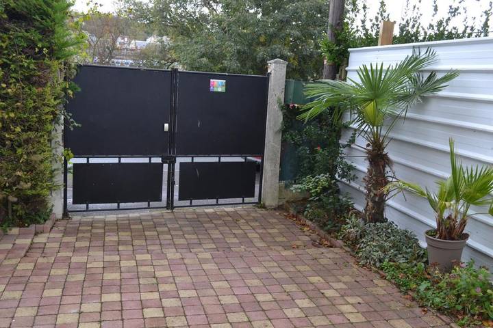 Gîte pour 3 personnes, avec vue sur le lac à Villeneuve-le-Roi - 3