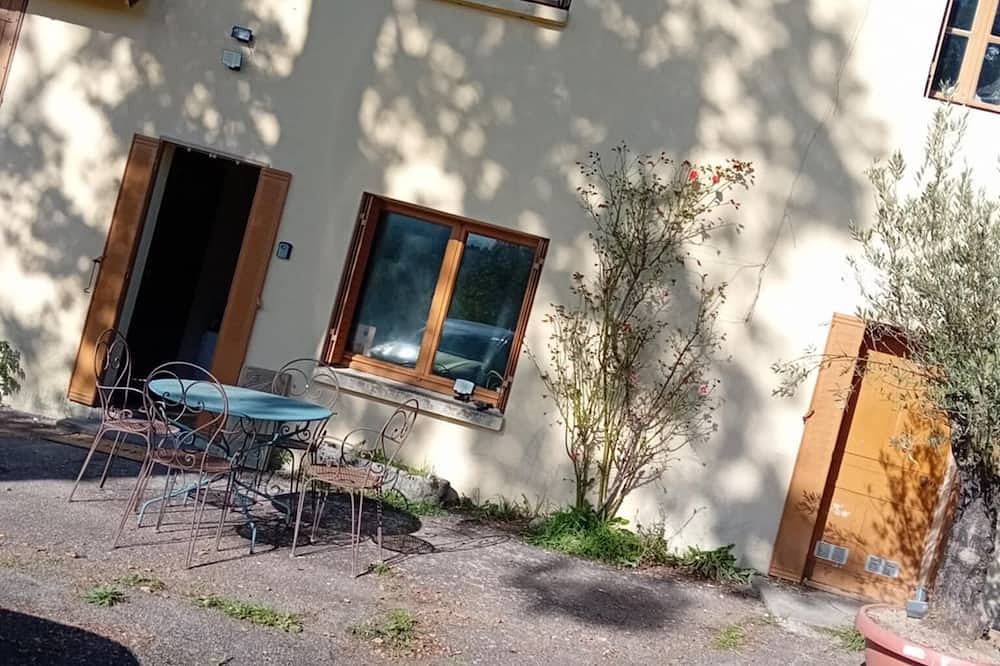 Apartamento entero, Studio de La bastide d'Aubusson La campagne a la ville in Aubusson, Región de Aubusson