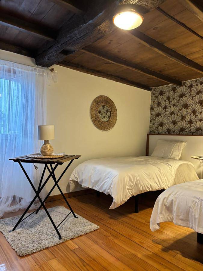 Casa rural para 8 personas, con vistas además de piscina para niños y jardín en Provincia de Lugo - 2