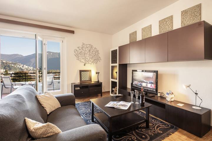 Gîte pour 4 personnes, avec balcon et vue sur le lac, adapté aux familles à Lugano - 3