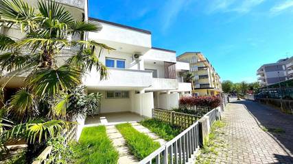 Ferienhaus für 6 Personen, mit Garten und Terrasse, mit Haustier in Porto Santa Margherita