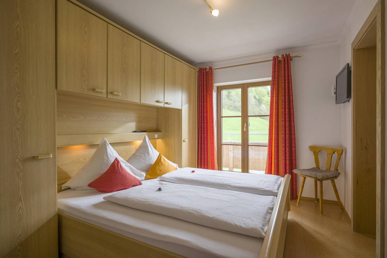 Ganze Ferienwohnung, Bauernhof: Doppelzimmer Nr.6 in Hinterthiersee, Thiersee