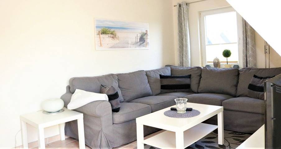 Ganze Wohnung, Seedüne 10 – 3-Zimmer-Obergeschoss-Appartement für 4 Personen (ca. 60 m²) in Nordfriesische Inseln (Schleswig-Holstein) (Schleswig-Holstein), Wenningstedt