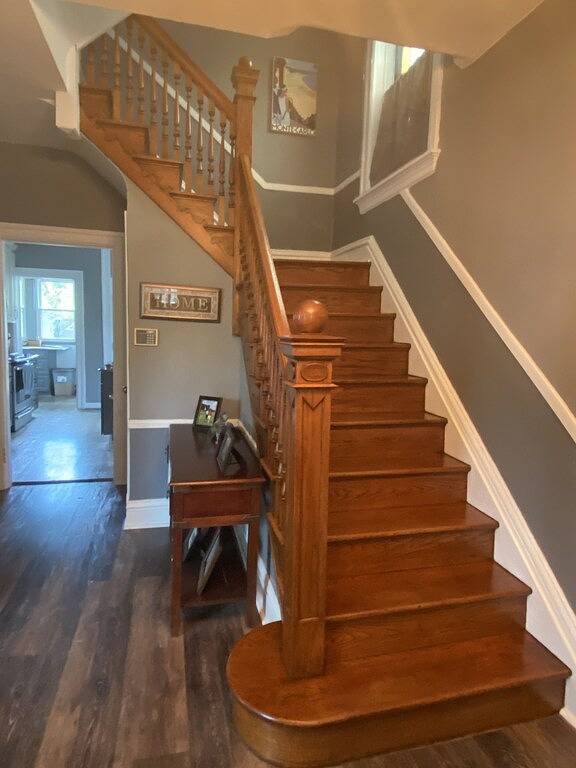 Spacious 3 bedroom and 2.5 bathroom home located in historic Shaw Neighborhood. in St. Louis, Missouri