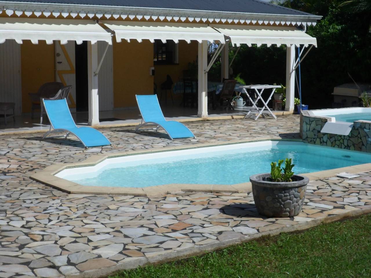 Villa avec piscine privée à Petit-Bourg, 100 m² in Petit-Bourg, Guadeloupe