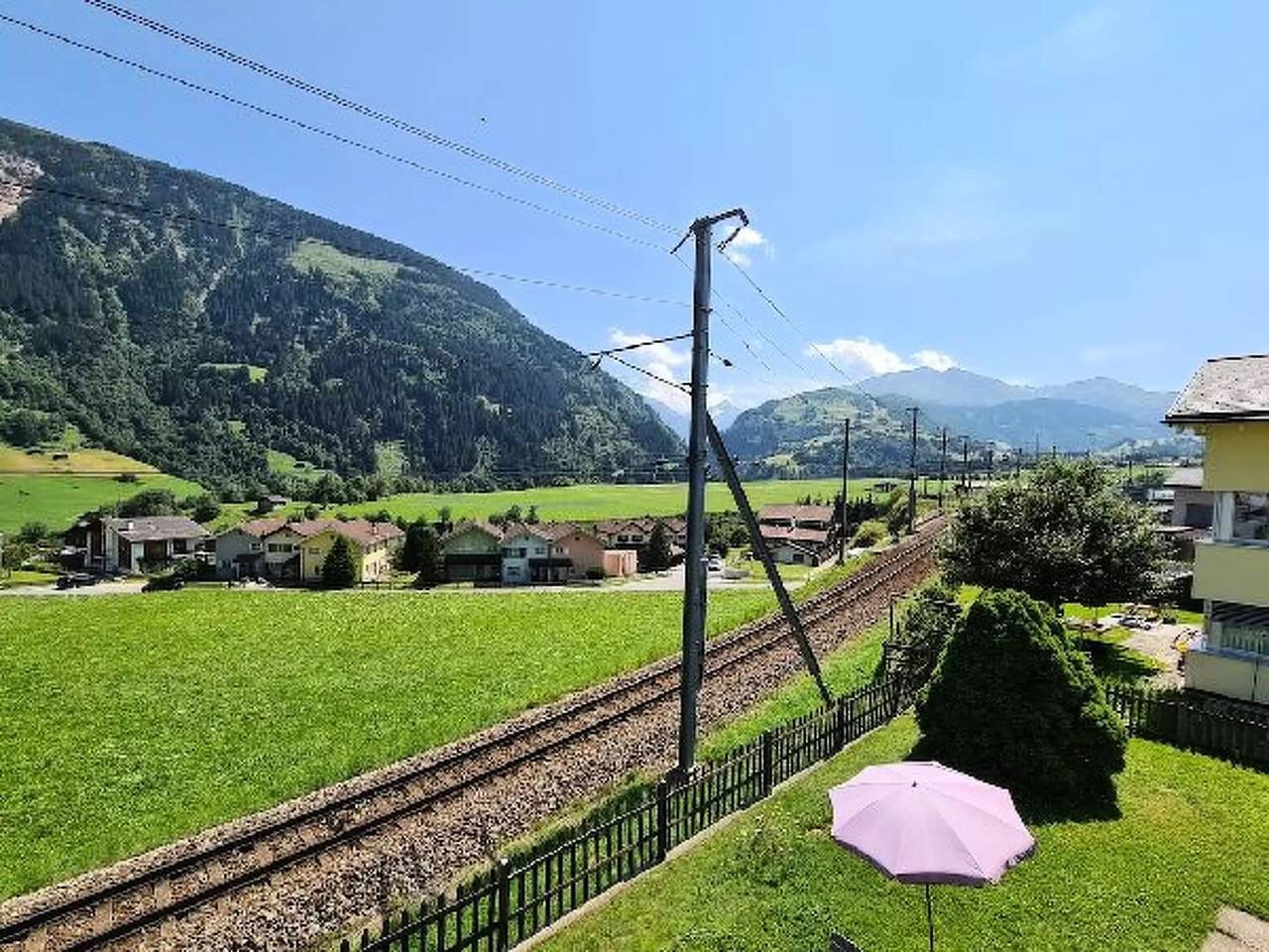 Ganze Wohnung, 2 Zimmer 6 Personen in Disentis, Surselva