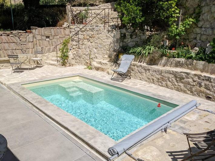 Location de vacances pour 4 personnes, avec piscine ainsi que vue et terrasse dans Abbaye de Saint Michel de Frigolet - 4