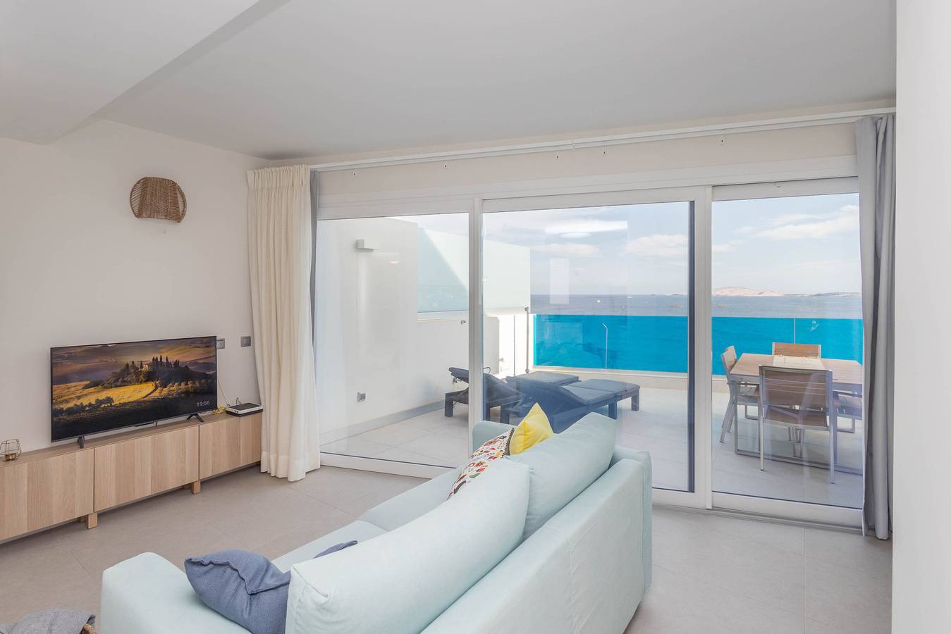 Golden Terrace - Melenara Beach Stay in Melenara, Telde