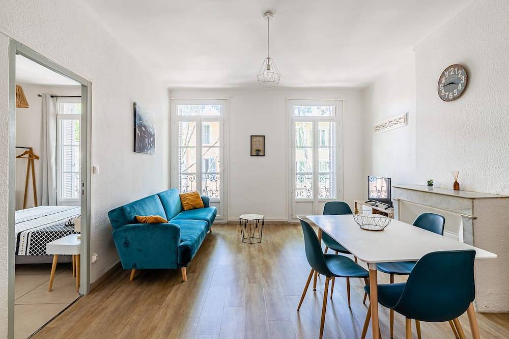 Appartement entier, So Azur - Joli T2 - 40 m² - city center market in La Seyne-sur-Mer, Côte méditerranéenne (France)