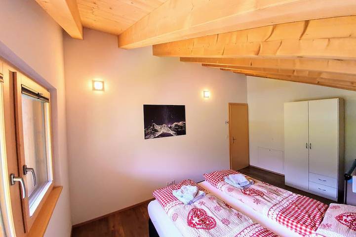 Appartement entier, Nouveau 3ème appartement de 5 pièces dans le chalet Eiger North Face in Schwendi b. Grindelwald, Grindelwald