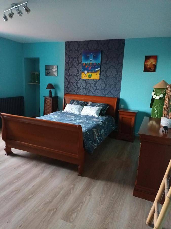 Gîte pour 2 personnes, avec jardin ainsi que piscine et vue dans Ombrée-d'Anjou - 2