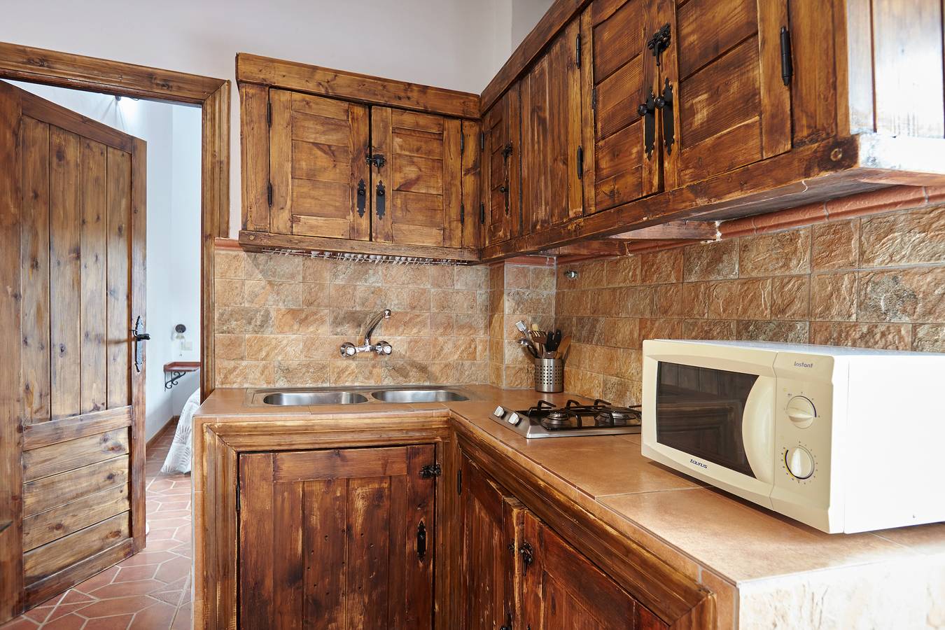 Casa Rural 'Cortijo De Las Flores 2' mit Gemeinschaftspool, gemeinsamer Terrasse und gemeinsamem Garten in La Iruela, Jaén Provinz