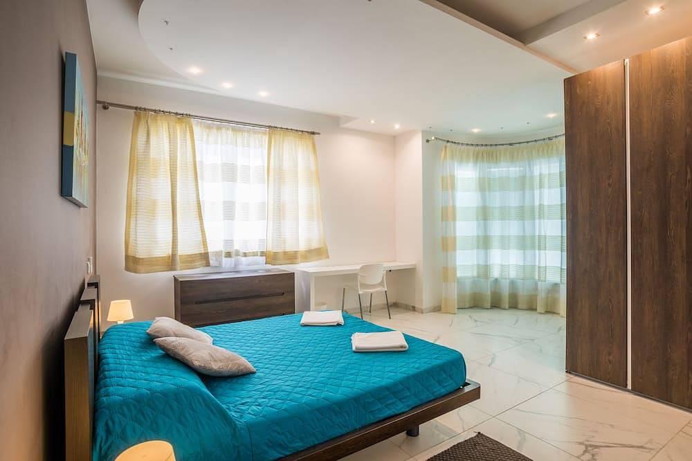 Ganze Wohnung, Spektakuläre Villa am Meer - Die Waterfront in Marsaskala, Insel Malta