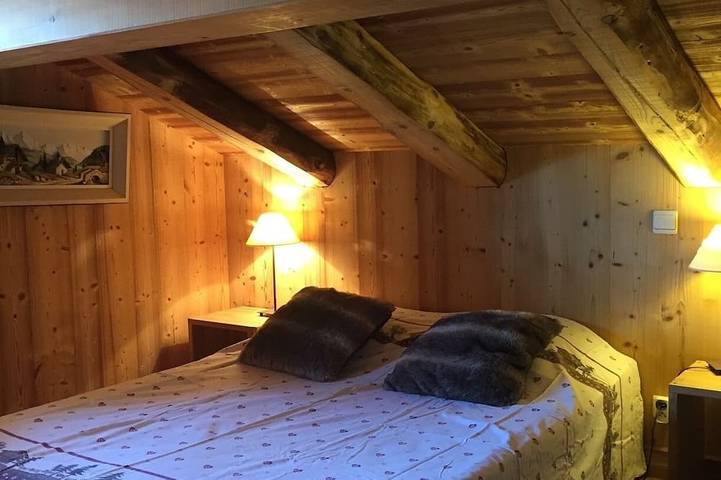 Schönes kleines Häuschen am Rande der Pisten, schöne Aussicht auf den Mont Blanc in Combloux, Pays du Mont-Blanc
