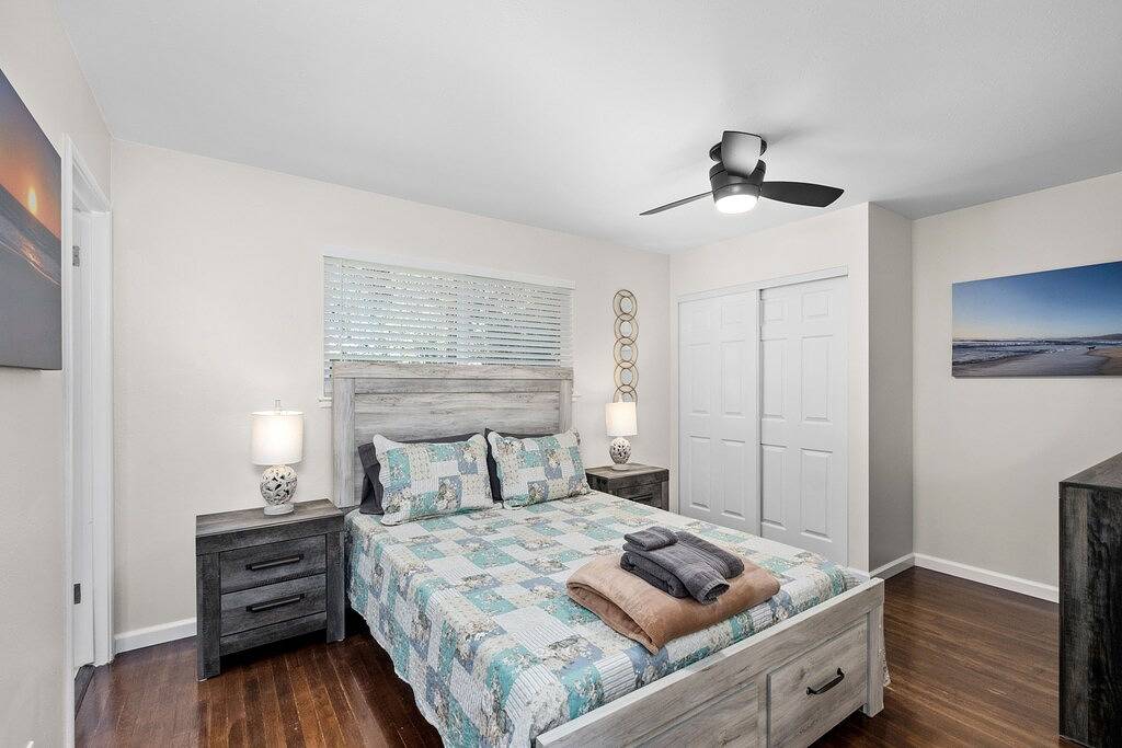 Pristine Upgraded 3B/2Bth w Easy Access to in Fresno, Fresno County