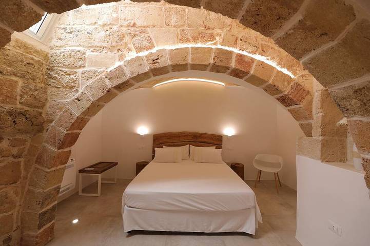 Location de vacances pour 2 personnes, avec sauna ainsi que jacuzzi et jardin à Miggiano - 3