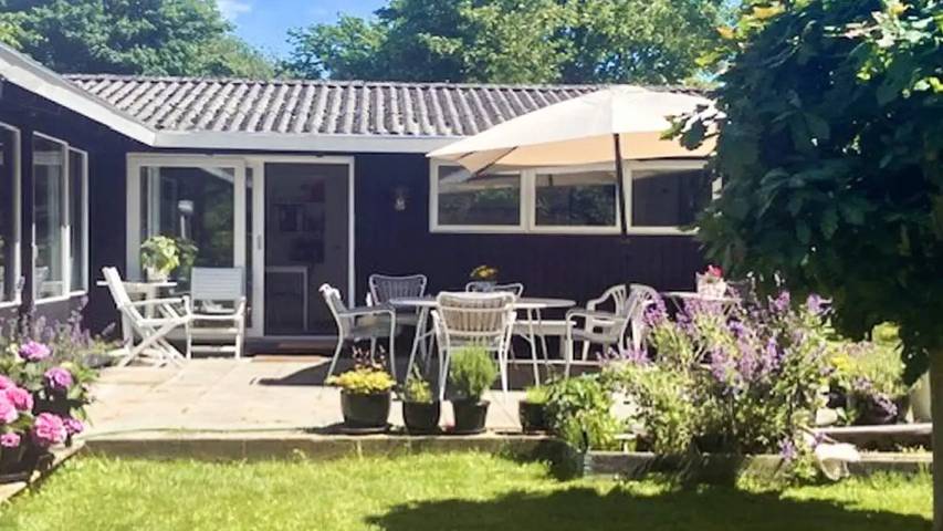 Ferienhaus für 7 Personen, mit Terrasse und Garten in Tisvilde - 2