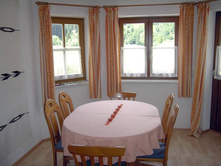 Ganze Ferienwohnung, Apartment/3 Schlafräume/Dusche, Wc in Dienten am Hochkönig, Pinzgau