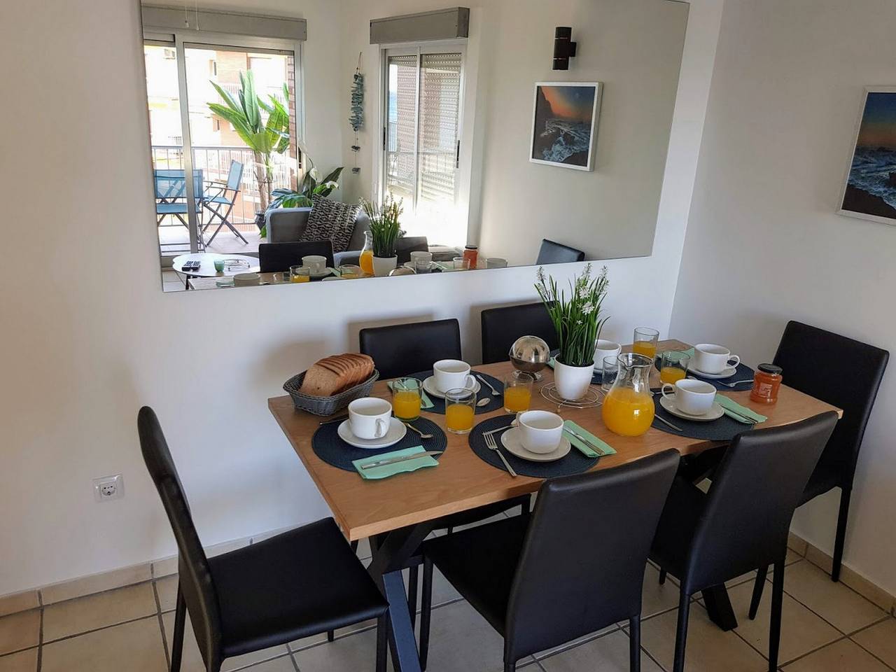 Entire apartment, Modern apartment in Denia near beach, sleeps 6 in Las Marinas, Dénia