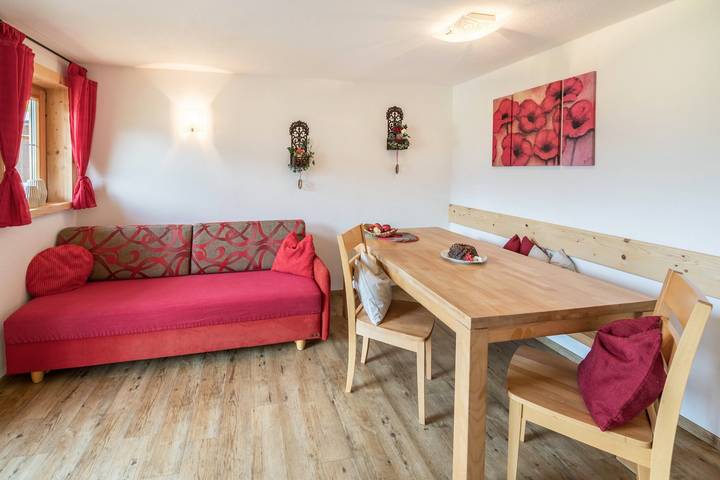 Ferienwohnung für 4 Personen, mit Balkon und Garten in Jochberg